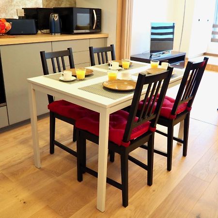 Acamar, Appartement En Front De Mer Avec Parking Privee 쿠르쇨 쉬르 메르 외부 사진