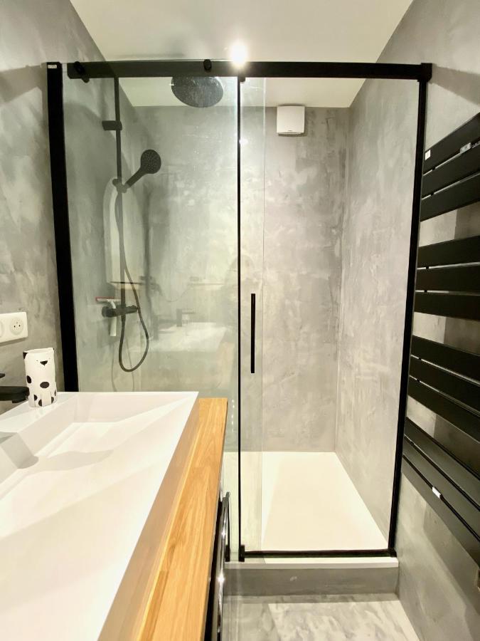 Acamar, Appartement En Front De Mer Avec Parking Privee 쿠르쇨 쉬르 메르 외부 사진